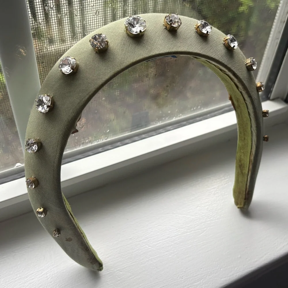 💚 FLAWED - Hill House Green Moire Jeweled Halo Headband 💚 - Picture 4 of 15